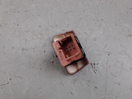 BOUTON DE WARNING CITROEN C4
