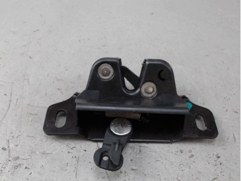 SERRURE HAYON  PEUGEOT 106