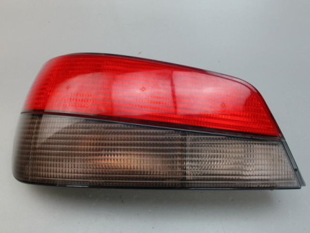 FEU ARRIERE GAUCHE  PEUGEOT 306