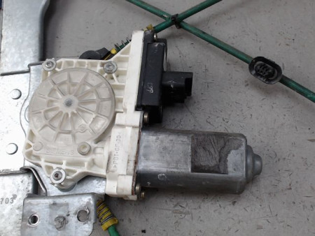 MECANISME LEVE-GLACE AVANT DROIT CITROEN C2