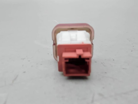 BOUTON DE WARNING PEUGEOT 1007