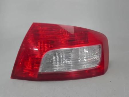 FEU ARRIERE DROIT PEUGEOT 407
