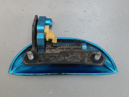 POIGNEE EXTERIEURE PORTE AVANT GAUCHE PEUGEOT 107