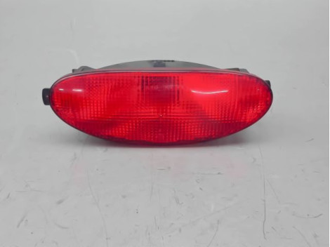 FEU BROUILLARD CENTRAL ARRIERE PEUGEOT 206