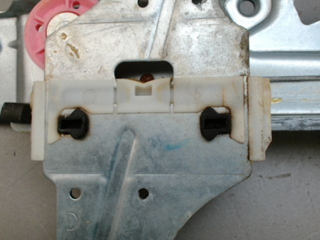 MECANISME LEVE-GLACE ARRIERE DROIT PEUGEOT 208