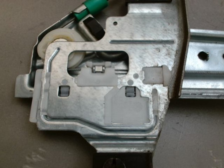 MECANISME LEVE-GLACE AVANT DROIT PEUGEOT 407