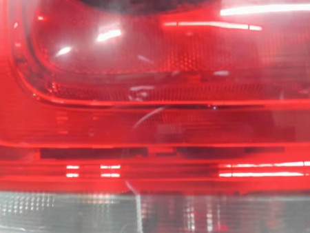 FEU ARRIERE GAUCHE  VOLKSWAGEN POLO