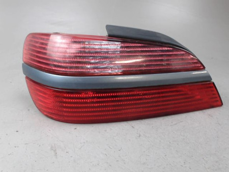 FEU ARRIERE GAUCHE  PEUGEOT 406