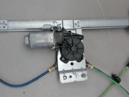 MECANISME LEVE-GLACE AVANT DROIT CITROEN JUMPY