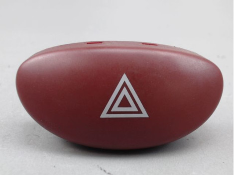 BOUTON DE WARNING PEUGEOT 206