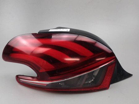 FEU ARRIERE GAUCHE  PEUGEOT 208