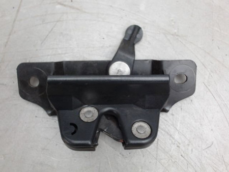 SERRURE HAYON  PEUGEOT 106