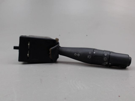COMMANDE CLIGNOTANT PEUGEOT 106