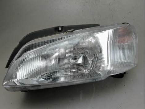 PHARE GAUCHE PEUGEOT 106