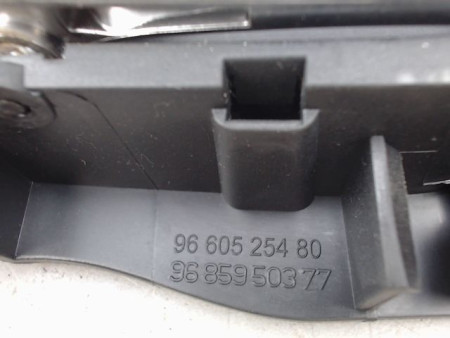 POIGNEE INTERIEURE PORTE AVANT GAUCHE PEUGEOT 508