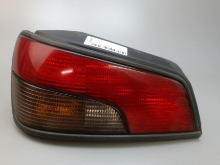 FEU ARRIERE GAUCHE  PEUGEOT 306