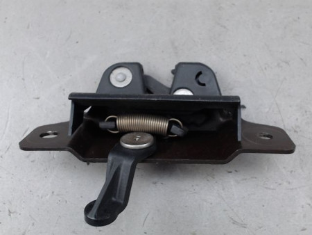 SERRURE HAYON  PEUGEOT 106
