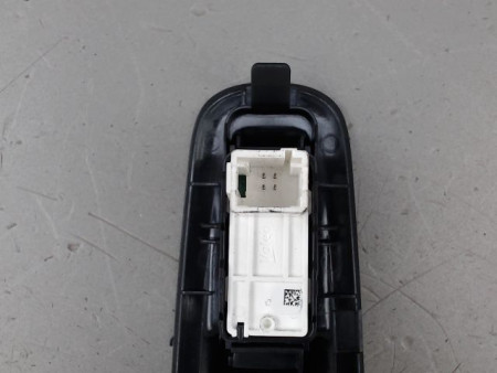 COMMANDE LEVE-GLACE PORTE AVG PEUGEOT 308