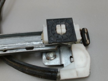 MECANISME LEVE-GLACE ARRIERE DROIT PEUGEOT 306