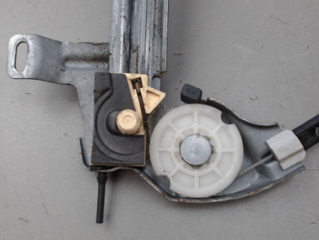 MECANISME LEVE-GLACE AVANT DROIT CITROEN C3