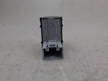 COMMANDE LEVE-GLACE PORTE AVD VOLKSWAGEN POLO