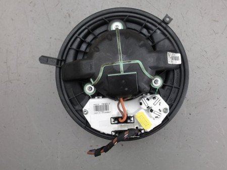 MOTEUR VENTILATEUR CHAUFFAGE B.M.W. SERIE 1