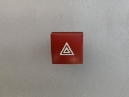 BOUTON DE WARNING PEUGEOT 207