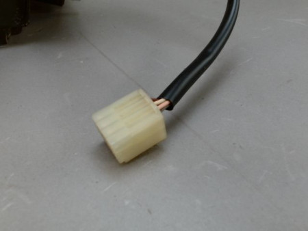 RETROVISEUR EXTERIEUR ELECTRIQUE GAUCHE 5061 VZ 86 SWIFT