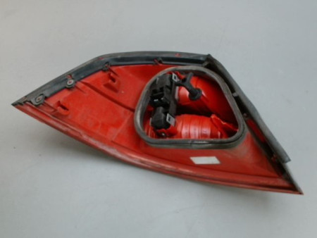 FEU ARRIERE DROIT RENAULT VEL SATIS