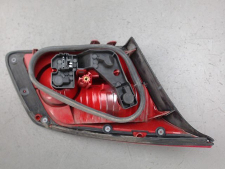 FEU ARRIERE INTERIEUR DROIT RENAULT VEL SATIS
