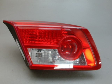 FEU ARRIERE INTERIEUR GAUCHE RENAULT VEL SATIS