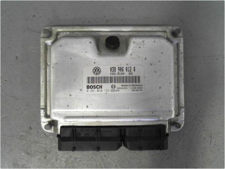 CALCULATEUR MOTEUR VOLKSWAGEN NEW BEETLE 99-2005
