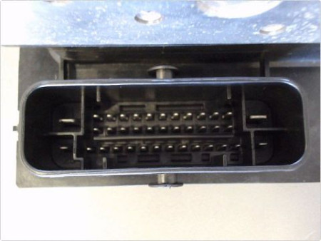 UNITE HYDRAULIQUE ABS VOLKSWAGEN POLO