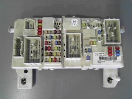 BOITIER GESTION HABITACLE FORD FOCUS C-MAX PH2 07-10