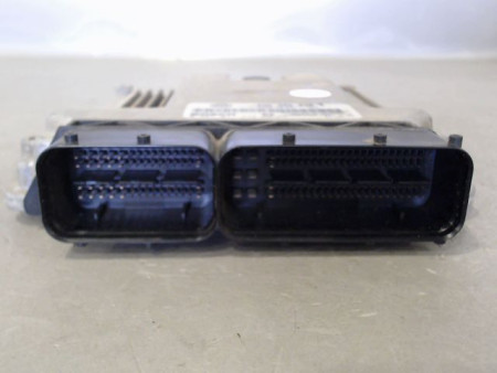 CALCULATEUR MOTEUR VOLKSWAGEN GOLF