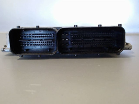 CALCULATEUR MOTEUR VOLKSWAGEN POLO