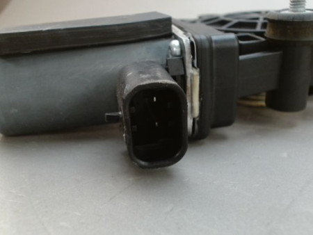MECANISME LEVE-GLACE AVANT DROIT FIAT 500