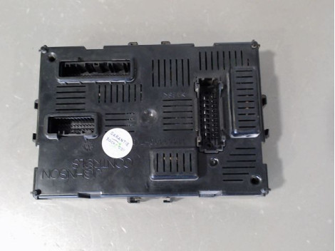 BOITIER GESTION HABITACLE NISSAN NV200