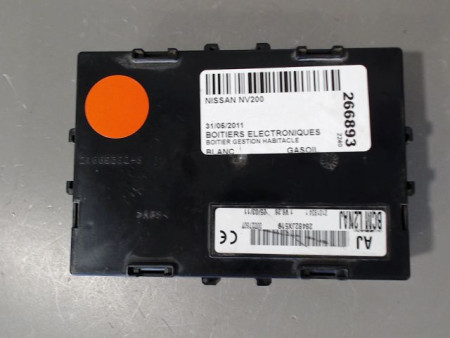 BOITIER GESTION HABITACLE NISSAN NV200