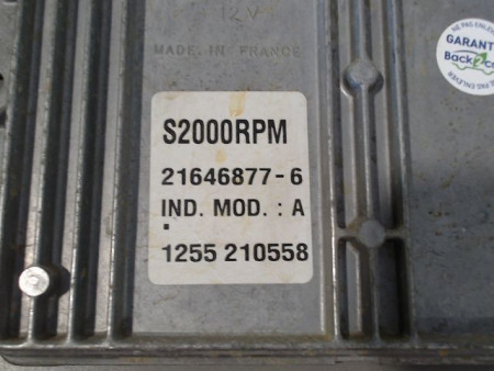 CALCULATEUR MOTEUR RENAULT CLIO