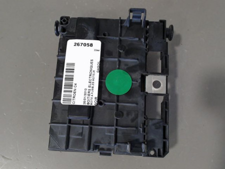 BOITE A FUSIBLES CITROEN C4
