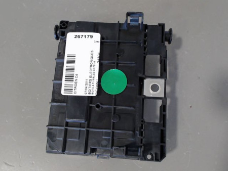 BOITE A FUSIBLES CITROEN C4