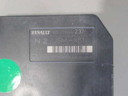 BOITE A FUSIBLES RENAULT KANGOO