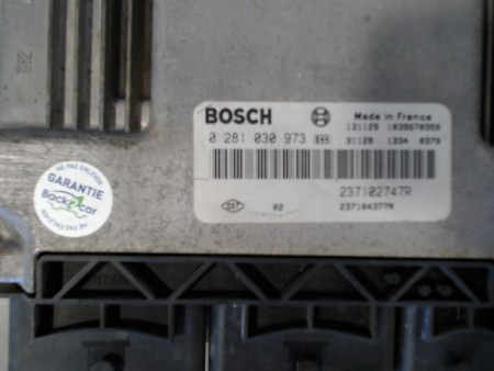 CALCULATEUR MOTEUR RENAULT KANGOO