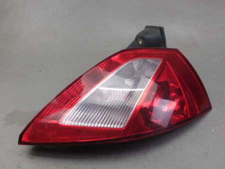 FEU ARRIERE DROIT RENAULT MEGANE
