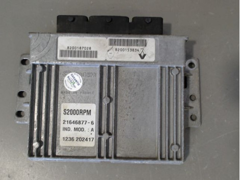 CALCULATEUR MOTEUR RENAULT CLIO