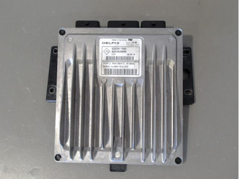 CALCULATEUR MOTEUR RENAULT CLIO