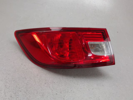 FEU ARRIERE GAUCHE  RENAULT CLIO