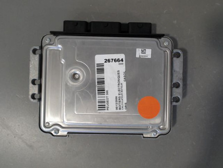 CALCULATEUR MOTEUR PEUGEOT 308