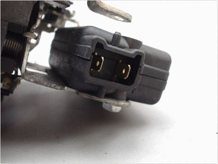 SYSTEME CONDAMNATION ARRIERE GAUCHE DACIA SANDERO